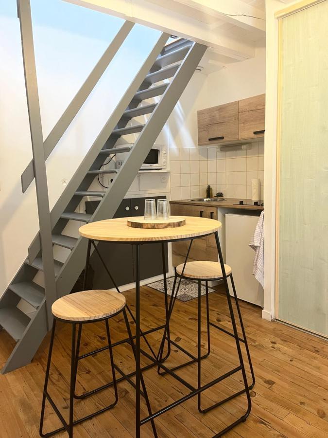 Logement Au Coeur De Dole Bagian luar foto