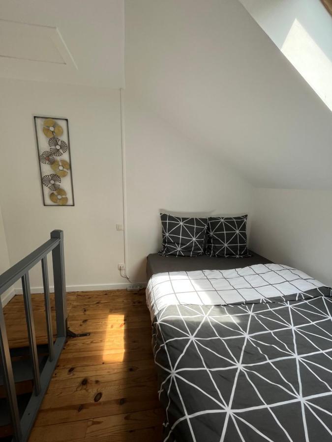 Logement Au Coeur De Dole Bagian luar foto